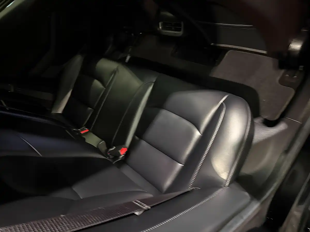 Used 2019 Tesla Model 3 Long Range Black - Interior and Exterior details 14