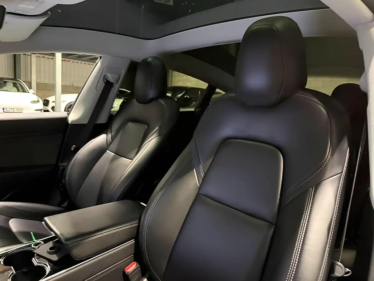 Used 2019 Tesla Model 3 Long Range Black - Interior and Exterior details 16