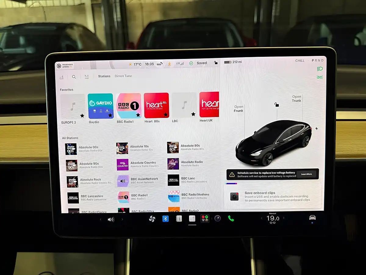 Used 2019 Tesla Model 3 Long Range Black - Interior and Exterior details 19