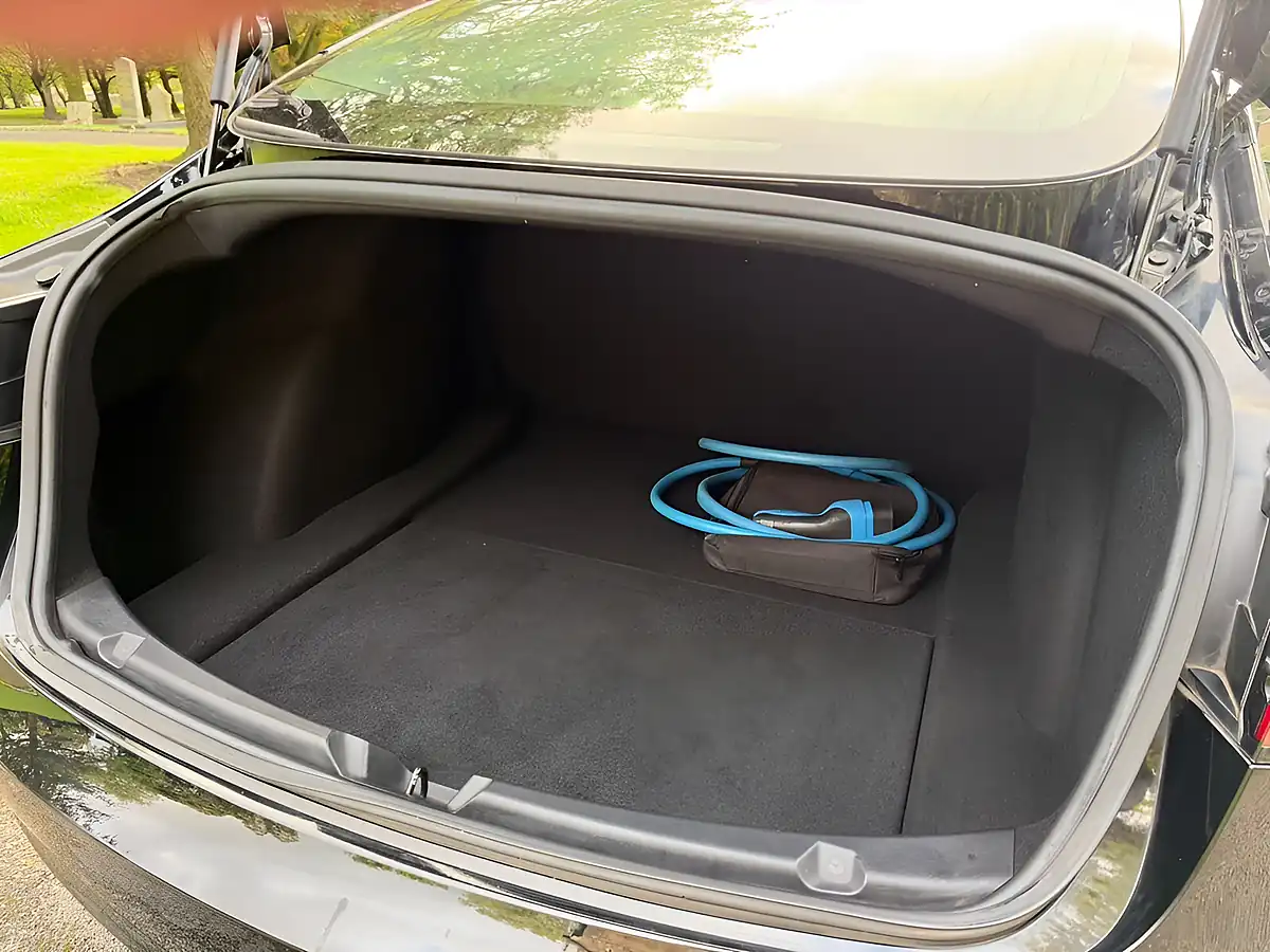 Used 2019 Tesla Model 3 Long Range Black - Interior and Exterior details 11