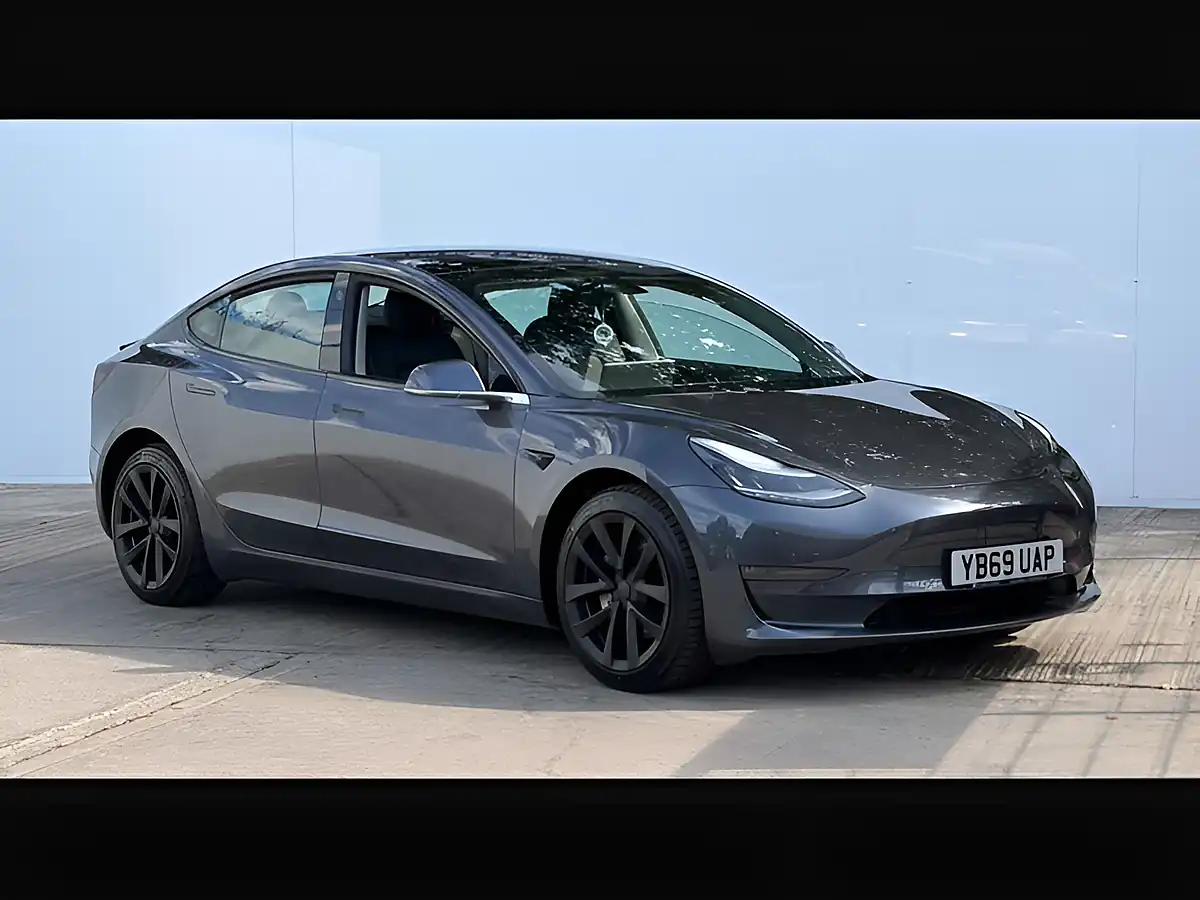 Used 2019 Tesla Model 3 Long Range Midnight Silver - Front View