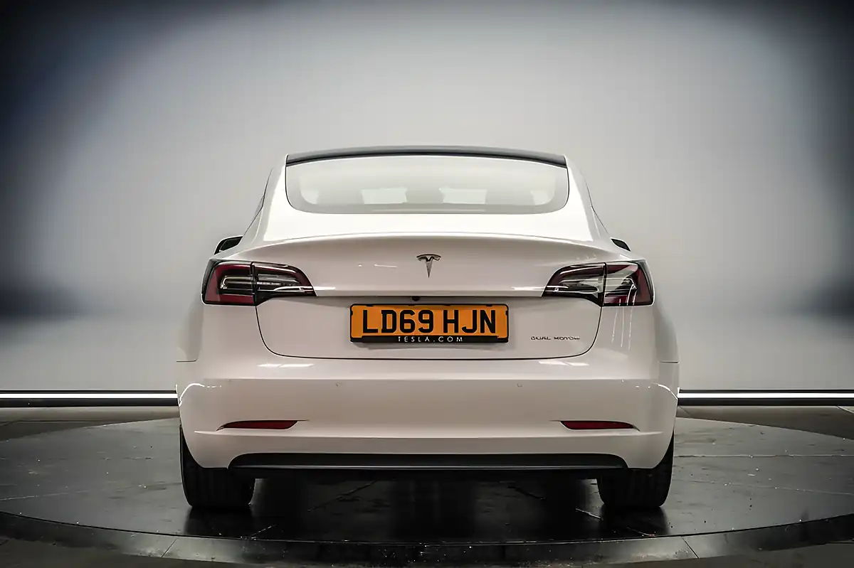 Used 2019 Tesla Model 3 Long Range White - Interior and Exterior details 10