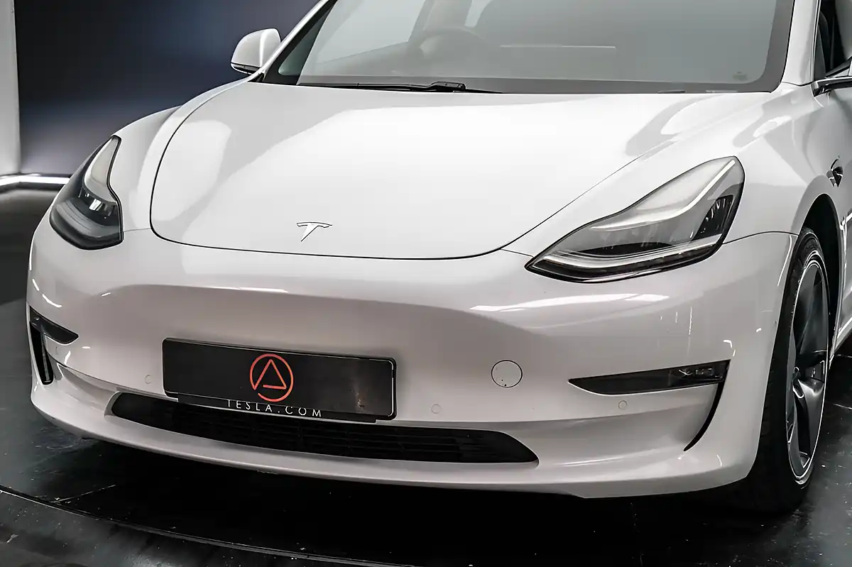 Used 2019 Tesla Model 3 Long Range White - Interior and Exterior details 12