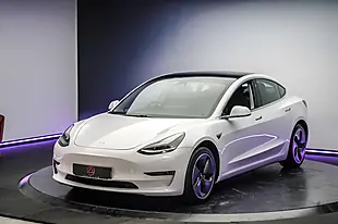 Used 2019 Tesla Model 3 Long Range White - Interior and Exterior details 14