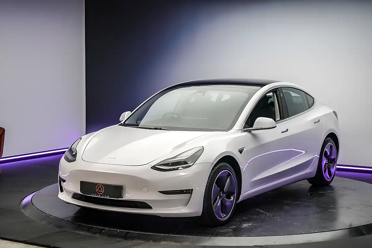 Used 2019 Tesla Model 3 Long Range White - Interior and Exterior details 14
