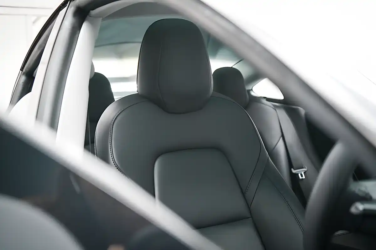 Used 2019 Tesla Model 3 Long Range White - Interior and Exterior details 15