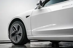 Used 2019 Tesla Model 3 Long Range White - Interior and Exterior details 8