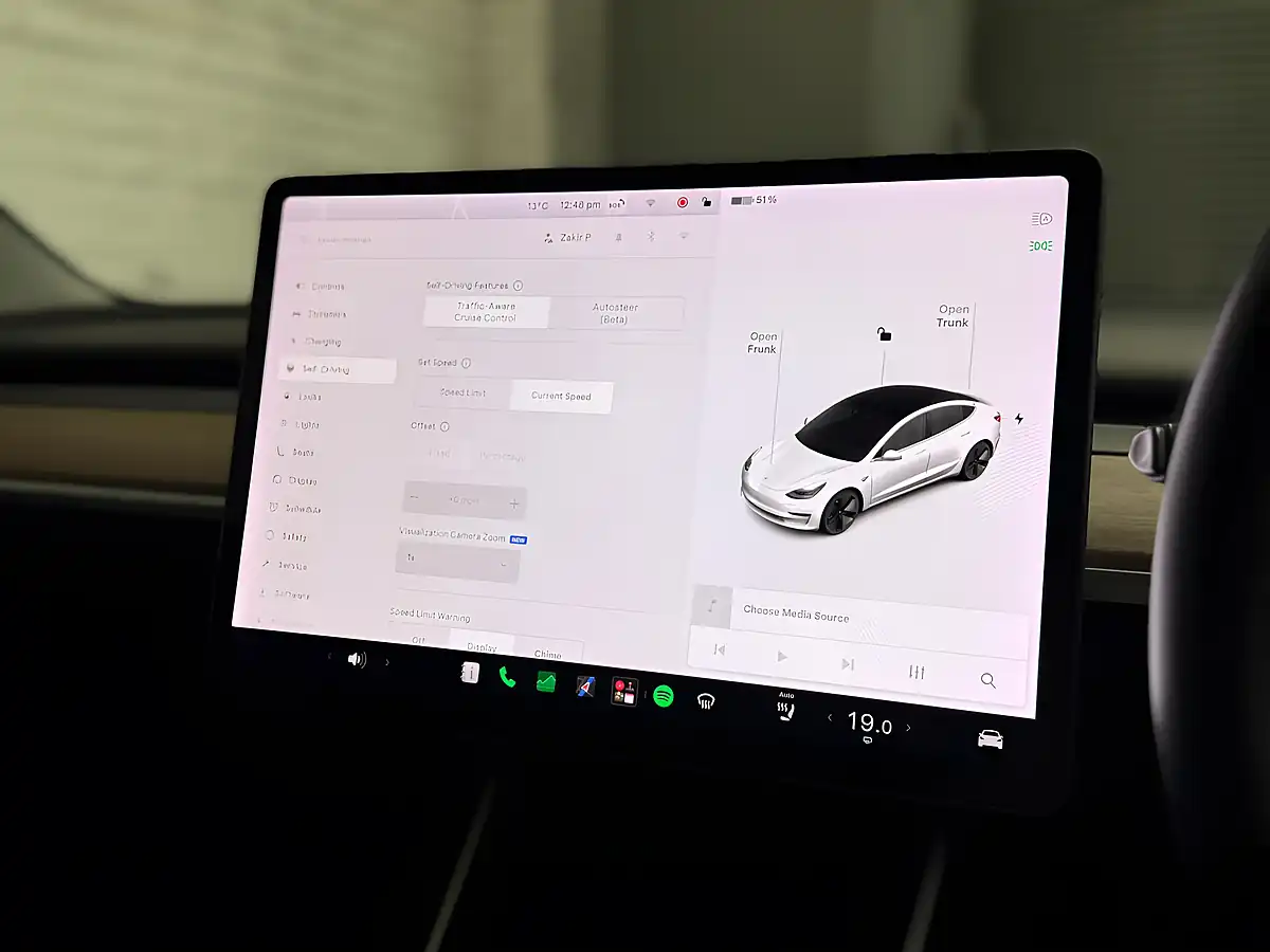 Used 2019 Tesla Model 3 Long Range White - Interior and Exterior details 16