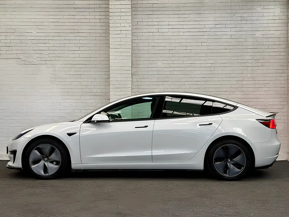 Used 2019 Tesla Model 3 Long Range White - Interior and Exterior details 2