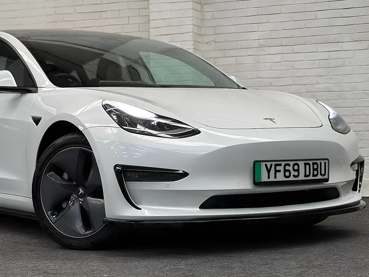 Used 2019 Tesla Model 3 Long Range White - Interior and Exterior details 5