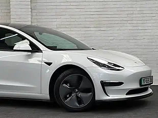 Used 2019 Tesla Model 3 Long Range White - Interior and Exterior details 8