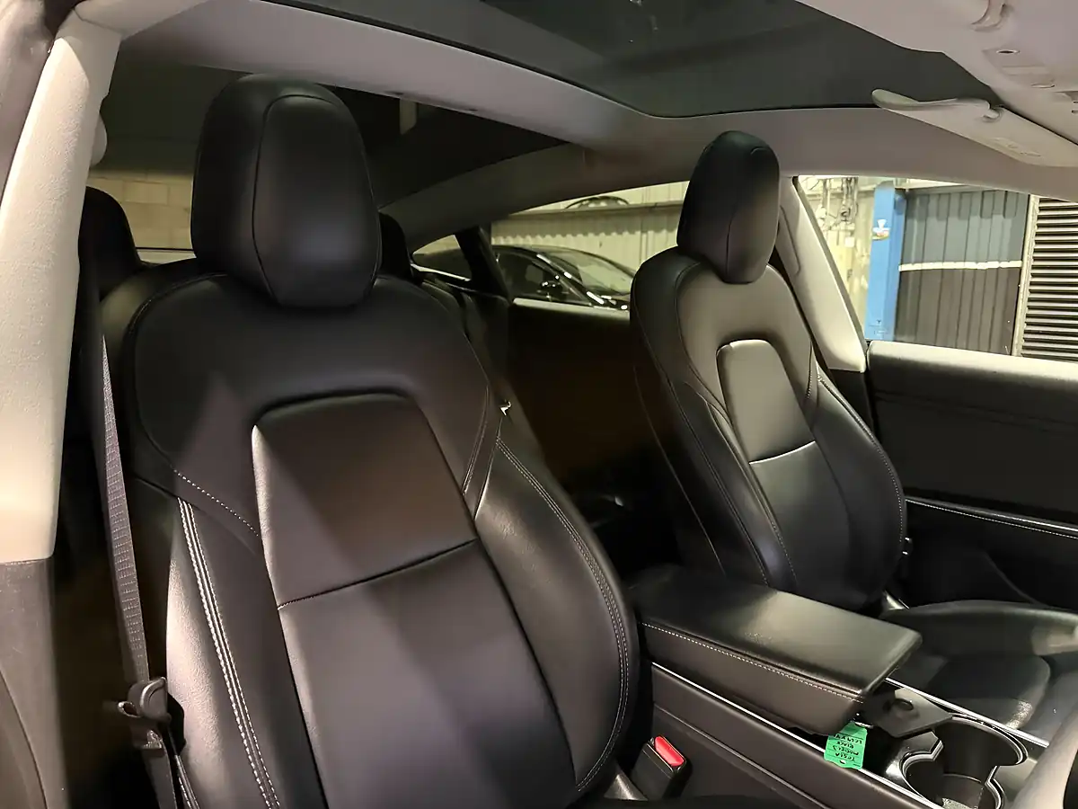 Used 2019 Tesla Model 3 Performance Black - Interior and Exterior details 13