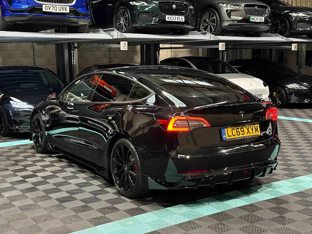 Used 2019 Tesla Model 3 Performance Black - Interior and Exterior details 7