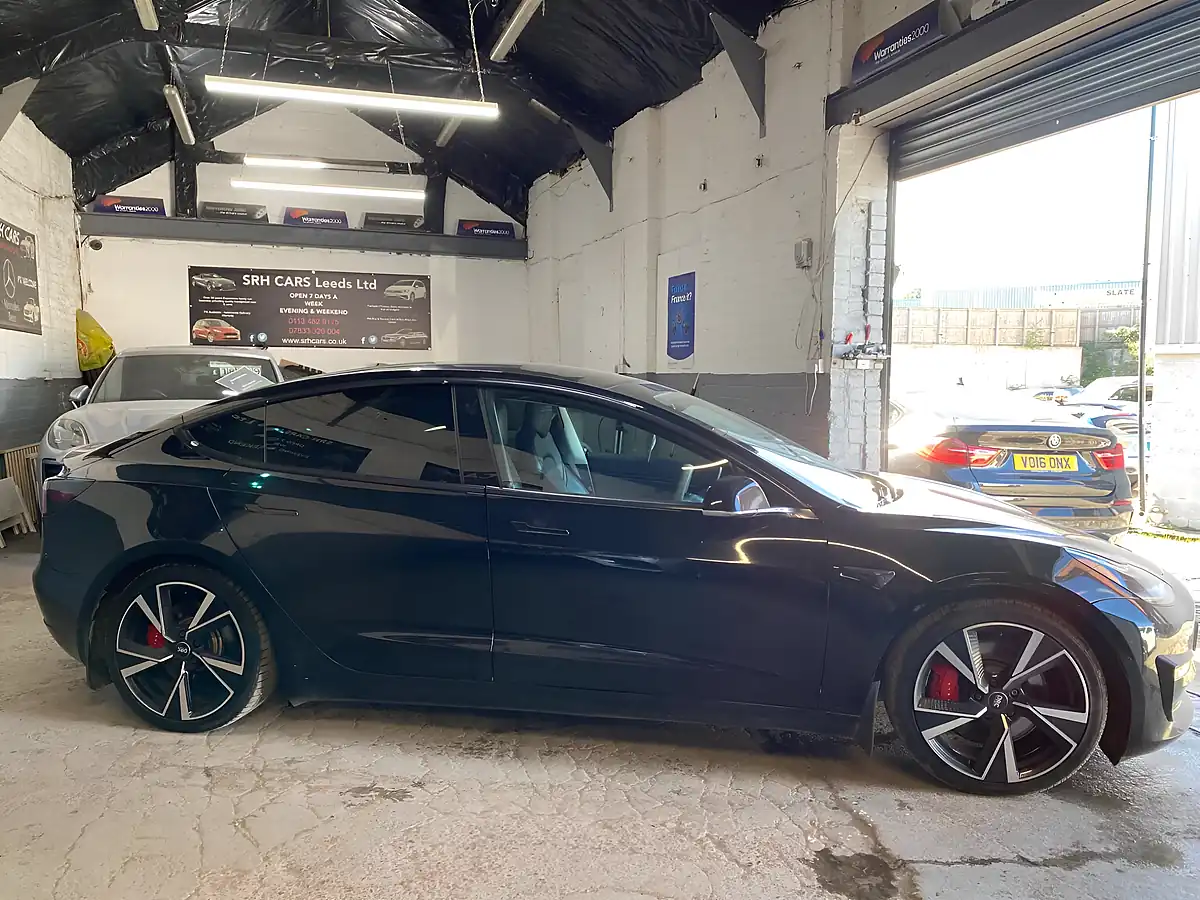 Used 2019 Tesla Model 3 Performance Black - Interior and Exterior details 10