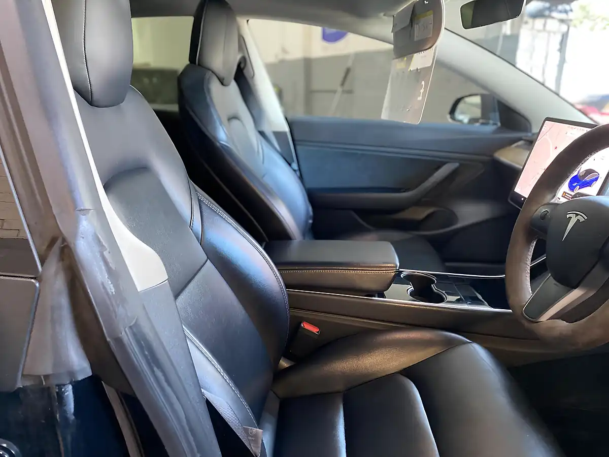 Used 2019 Tesla Model 3 Performance Black - Interior and Exterior details 12