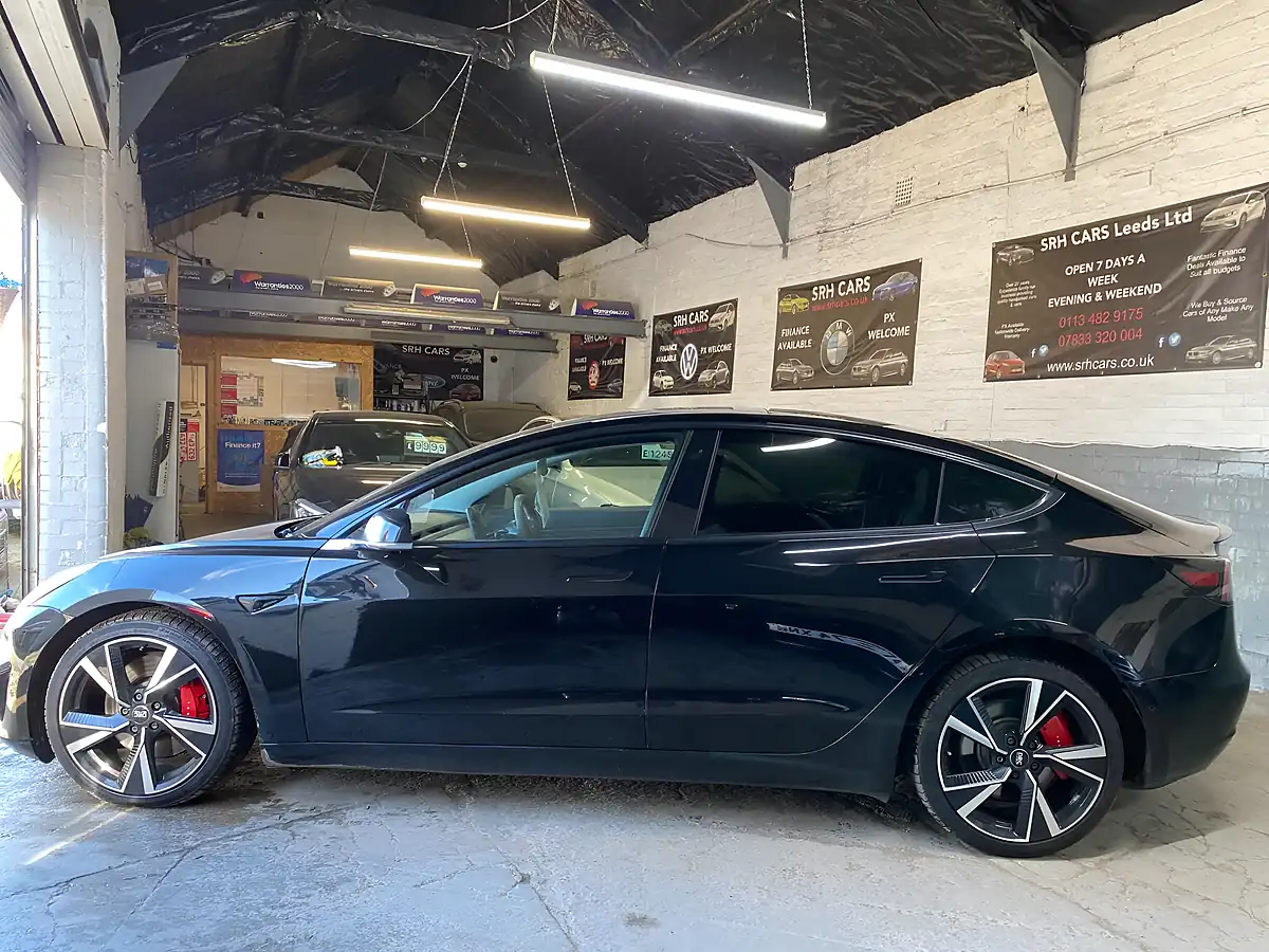 Used 2019 Tesla Model 3 Performance Black - Interior and Exterior details 7