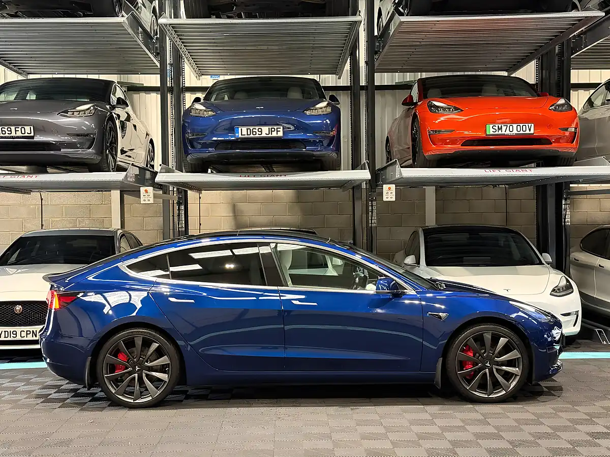 Used 2019 Tesla Model 3 Performance Blue - Interior and Exterior details 10
