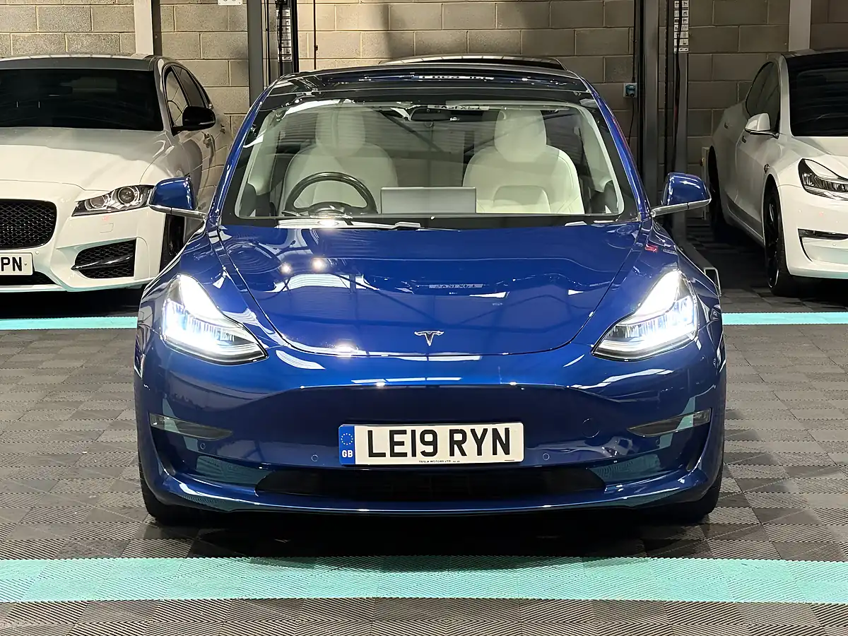 Used 2019 Tesla Model 3 Performance Blue - Interior and Exterior details 4