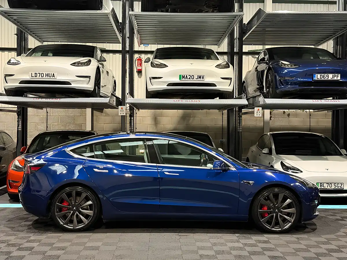 Used 2019 Tesla Model 3 Performance Blue - Interior and Exterior details 10