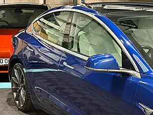 Used 2019 Tesla Model 3 Performance Blue - Interior and Exterior details 11