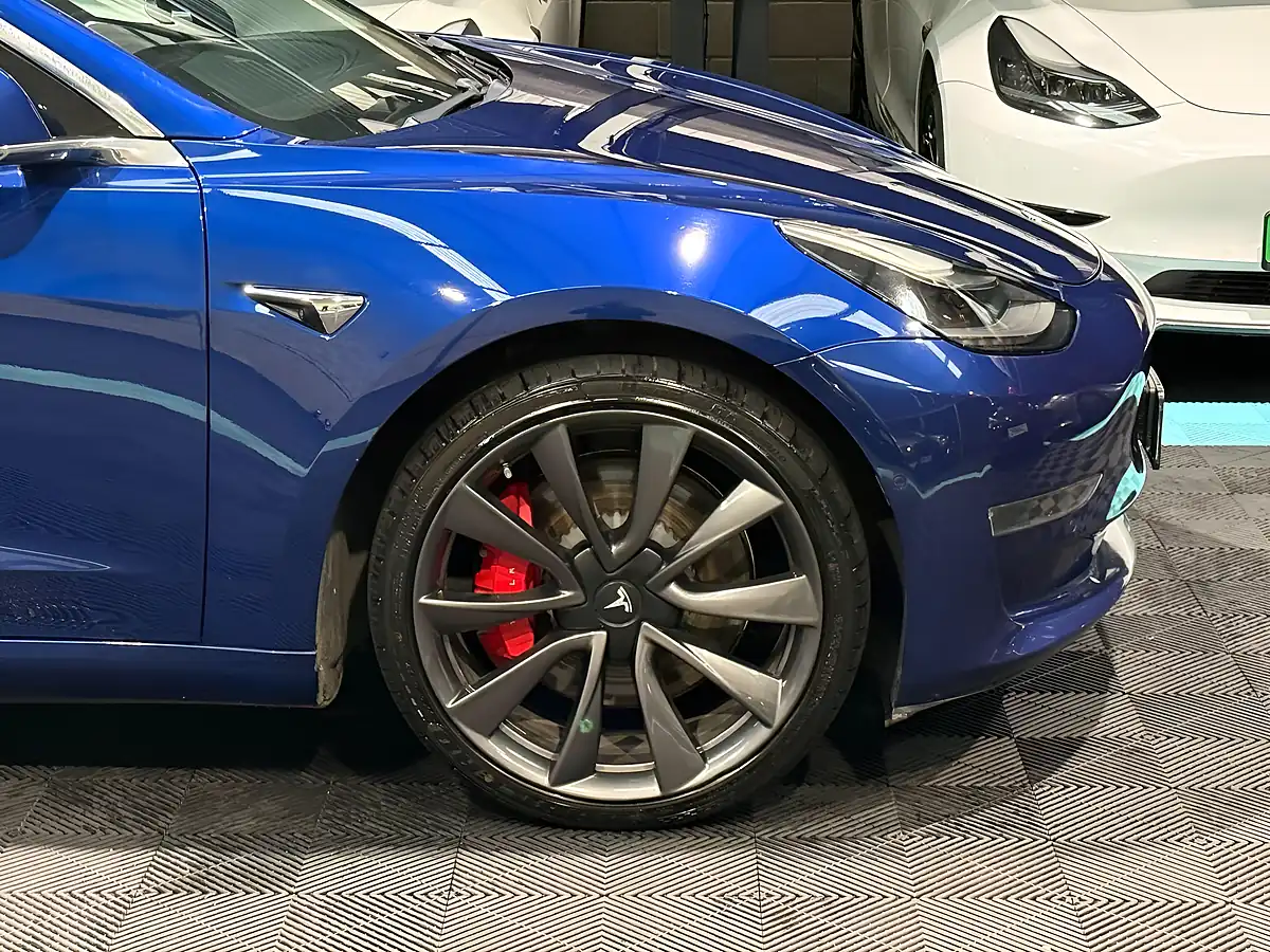 Used 2019 Tesla Model 3 Performance Blue - Interior and Exterior details 13