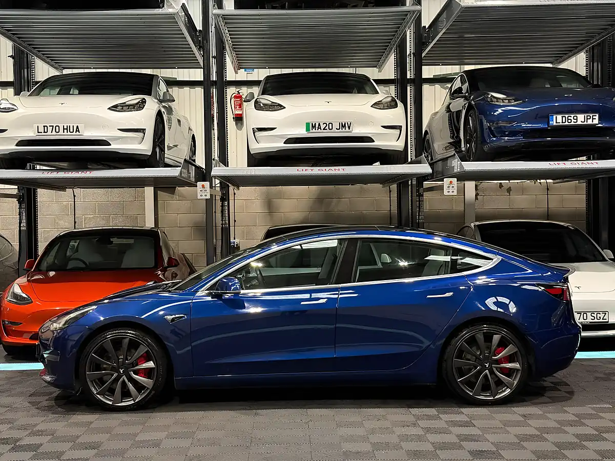 Used 2019 Tesla Model 3 Performance Blue - Interior and Exterior details 6