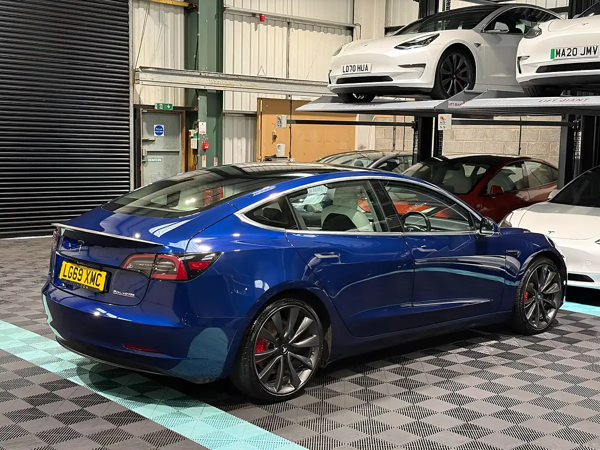 Used 2019 Tesla Model 3 Performance Blue - Interior and Exterior details 9