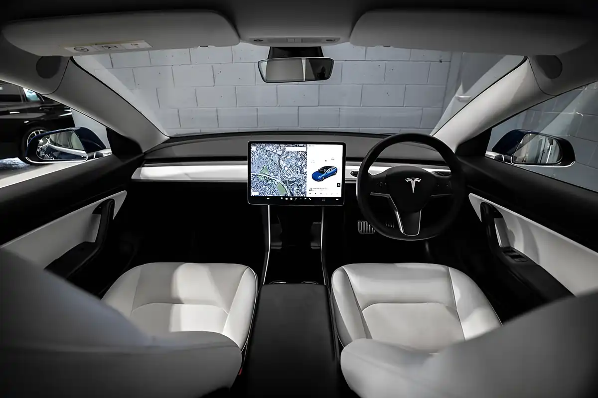 Used 2019 Tesla Model 3 Performance Blue - Interior and Exterior details 2