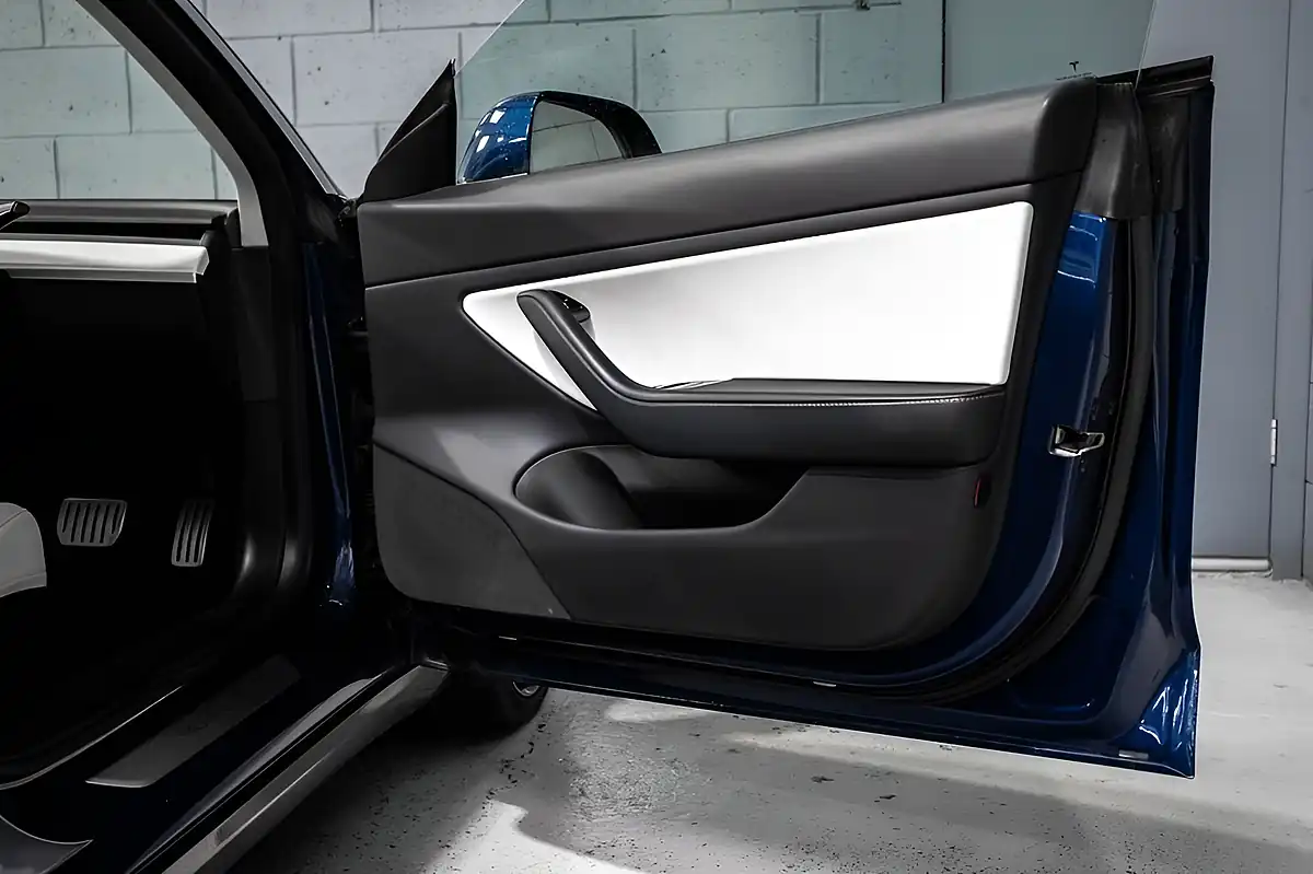 Used 2019 Tesla Model 3 Performance Blue - Interior and Exterior details 8