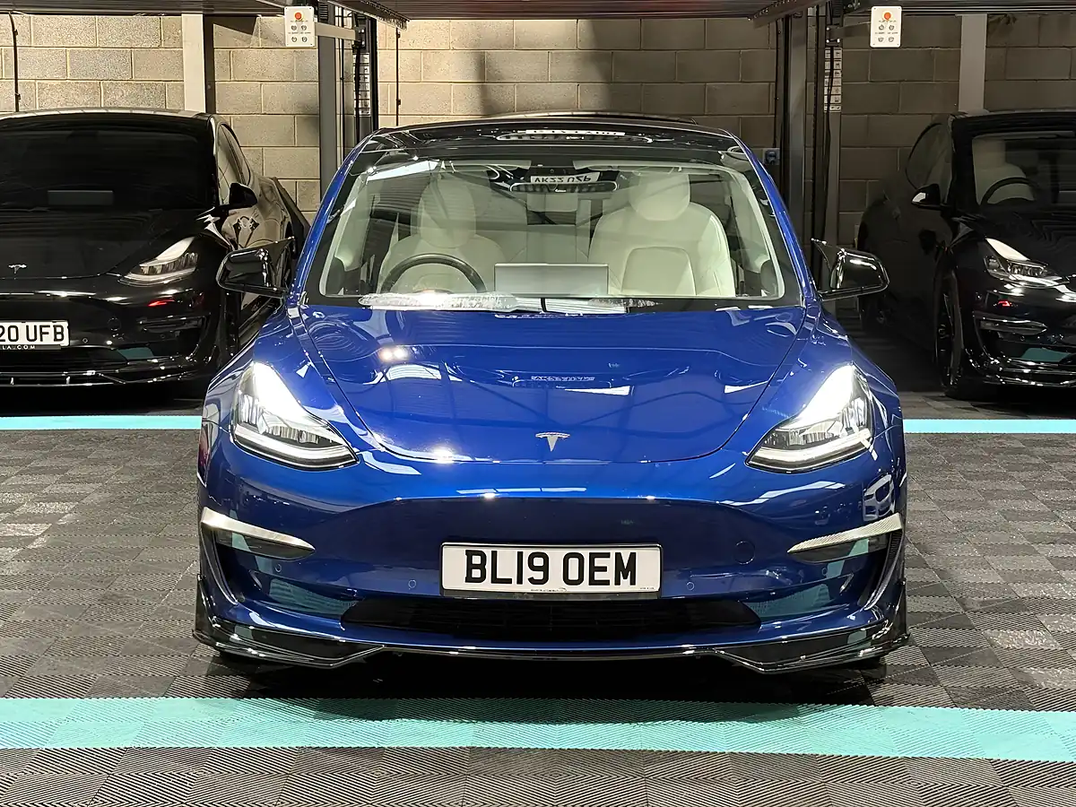 Used 2019 Tesla Model 3 Performance Blue - Interior and Exterior details 4