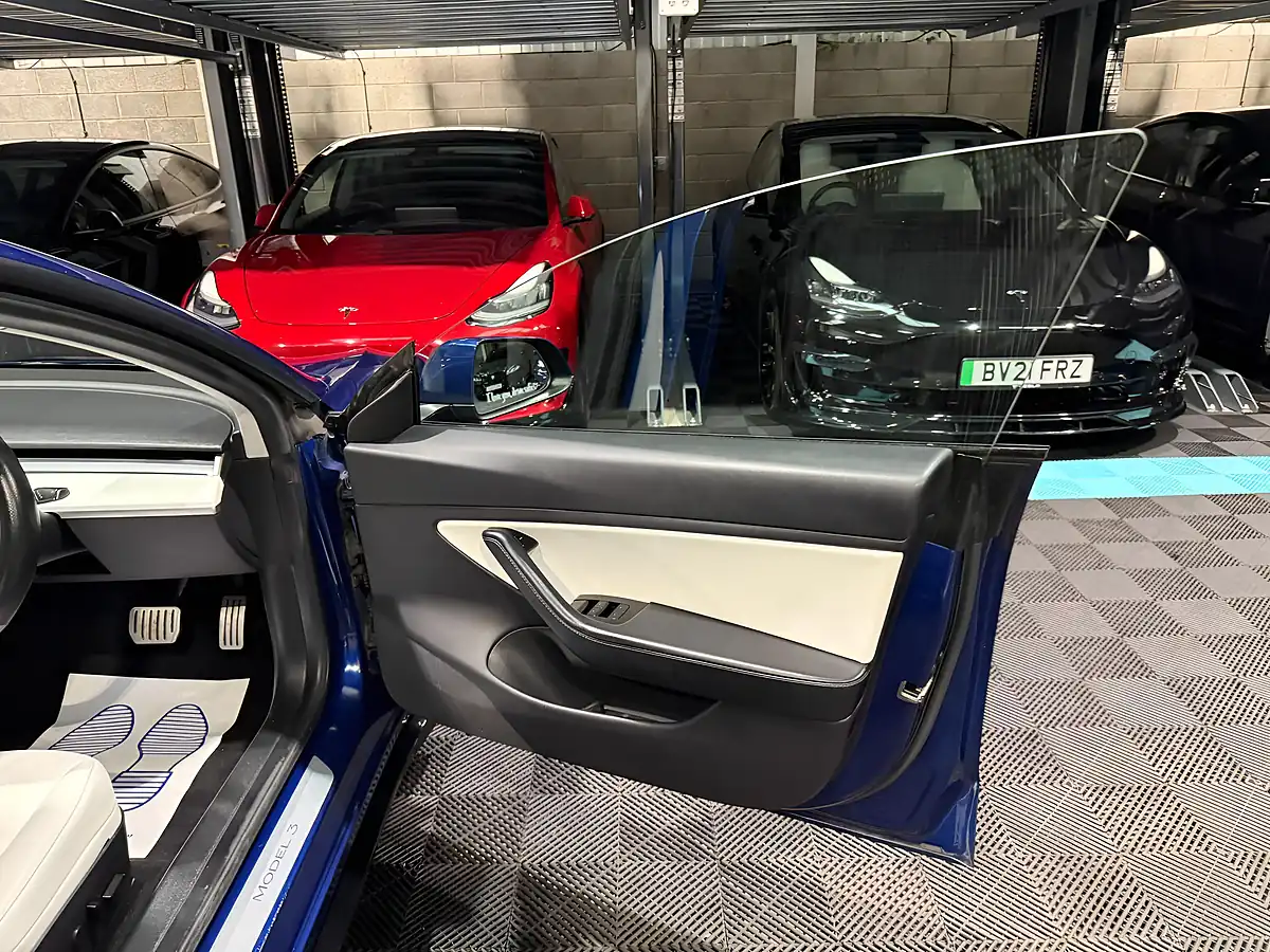 Used 2019 Tesla Model 3 Performance Blue - Interior and Exterior details 14