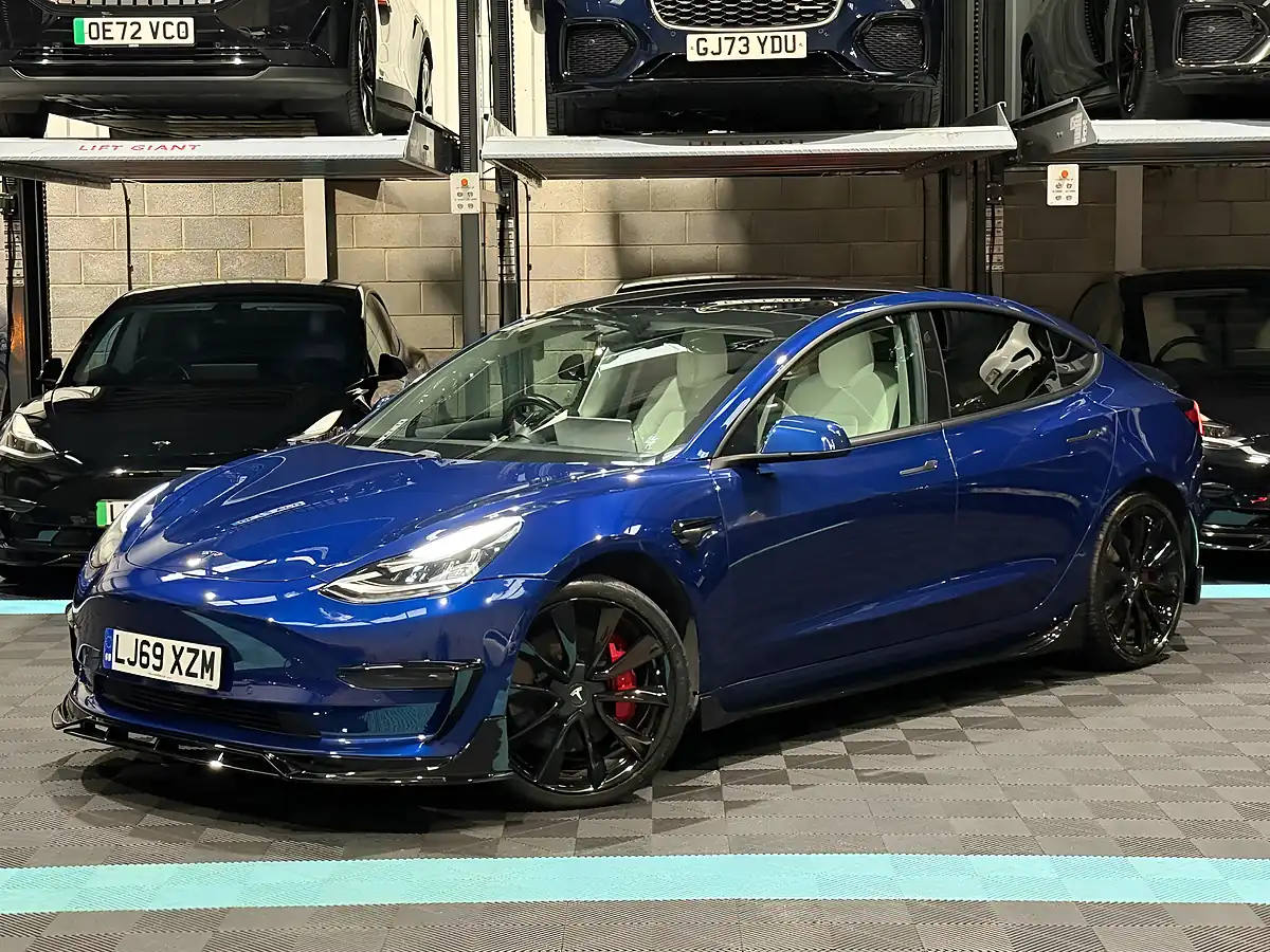 Used 2019 Tesla Model 3 Performance Blue - Interior and Exterior details 5
