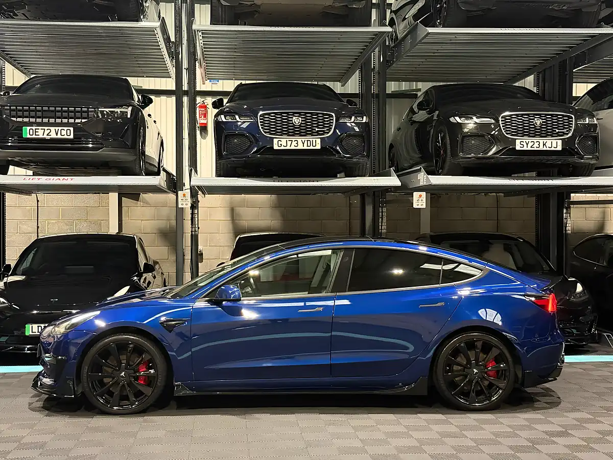 Used 2019 Tesla Model 3 Performance Blue - Interior and Exterior details 6