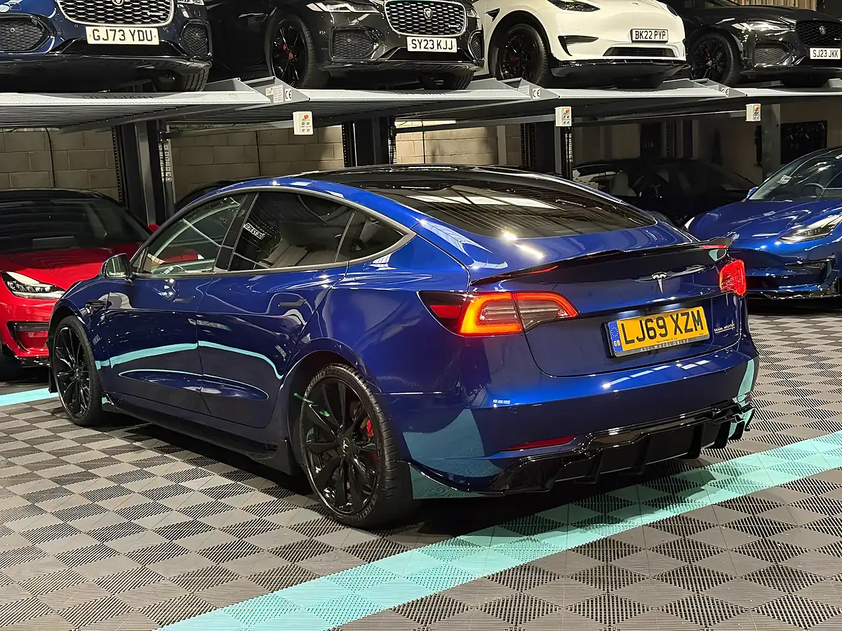 Used 2019 Tesla Model 3 Performance Blue - Interior and Exterior details 7