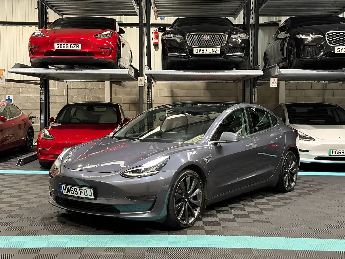 Used 2019 Tesla Model 3 Performance Grey - Interior and Exterior details 5