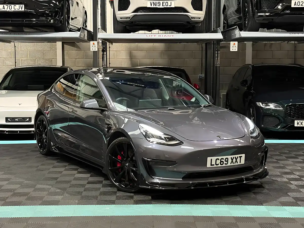 Used 2019 Tesla Model 3 Performance Grey - Front View