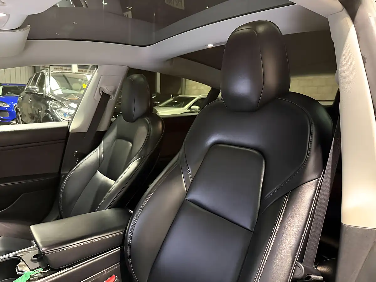 Used 2019 Tesla Model 3 Performance Grey - Interior and Exterior details 16