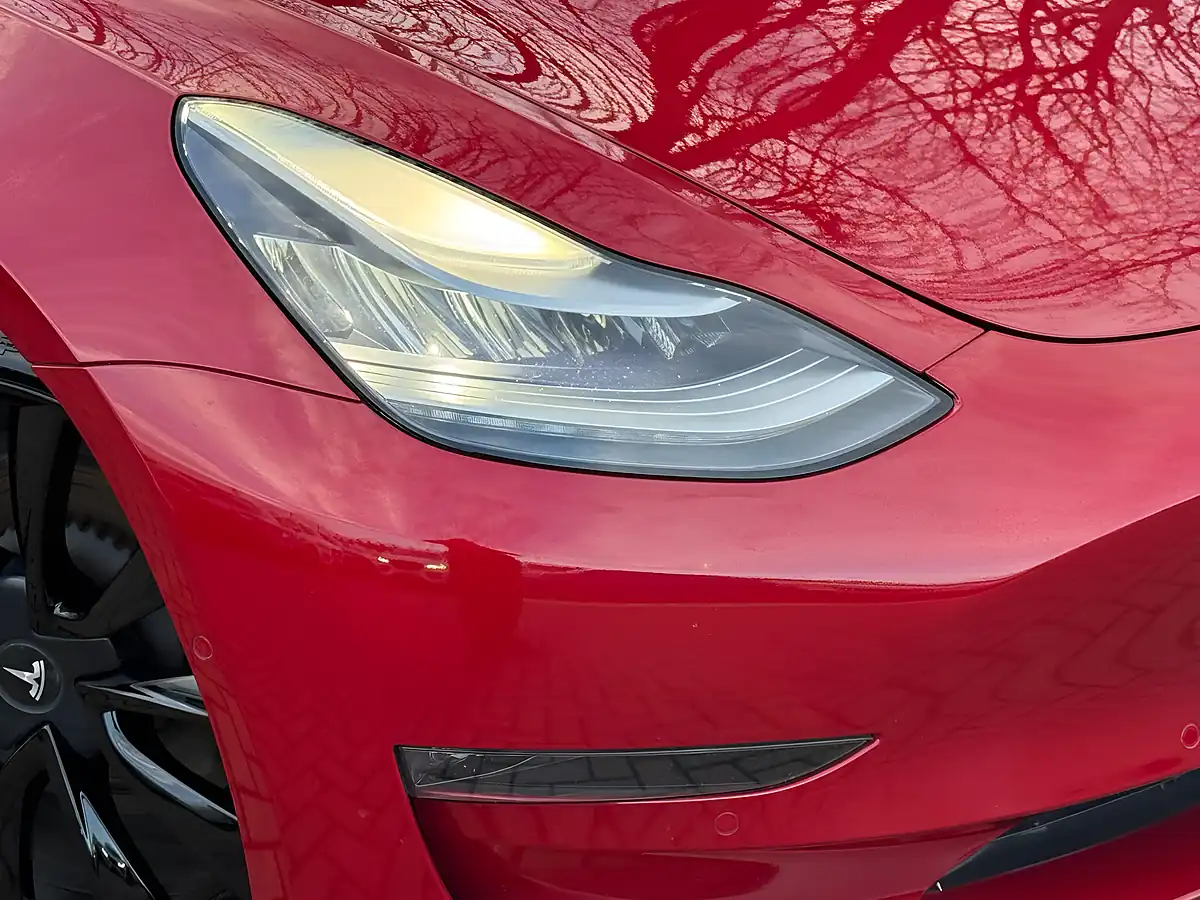 Used 2019 Tesla Model 3 Performance Red - Interior and Exterior details 12
