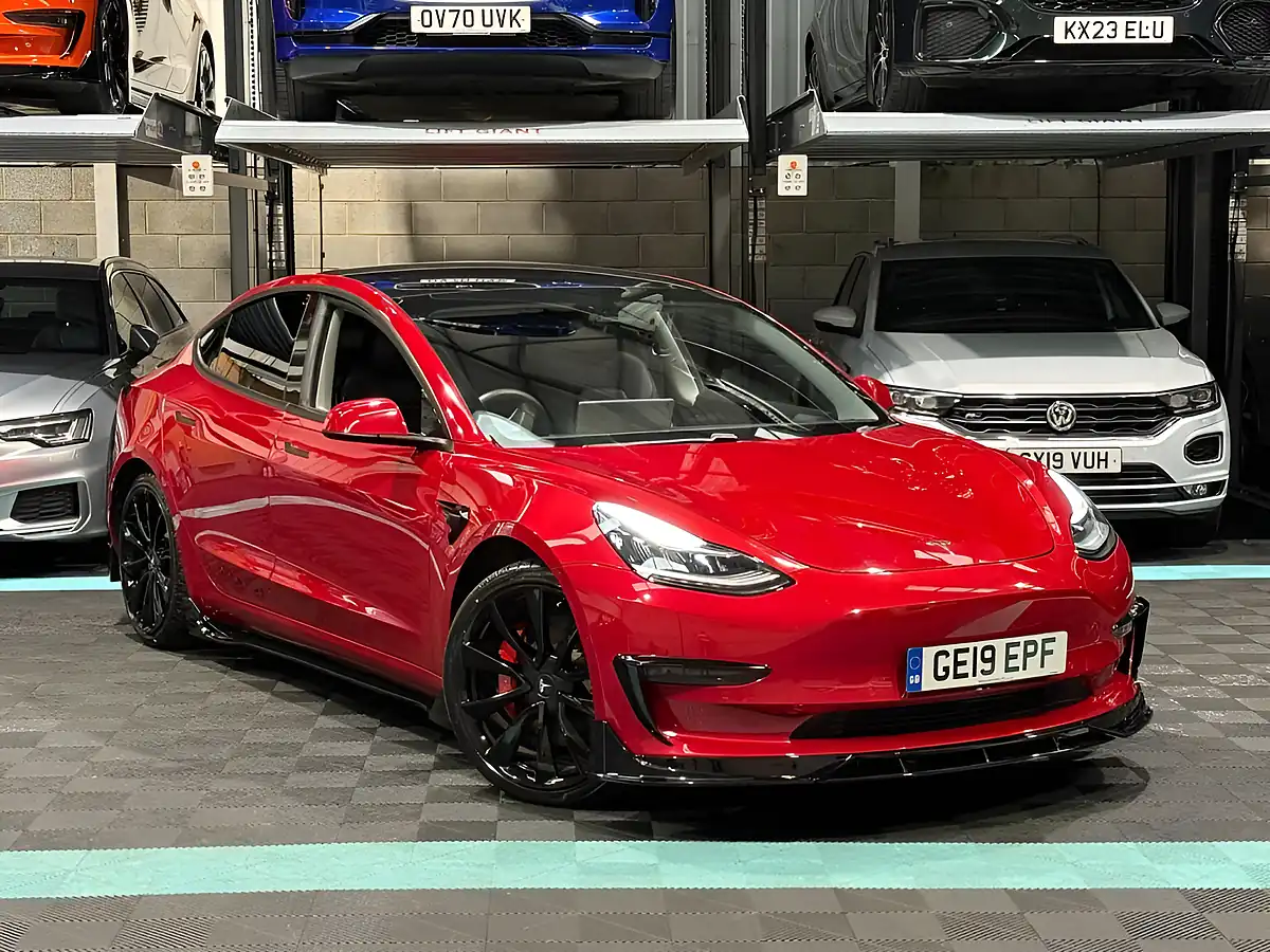 Used 2019 Tesla Model 3 Performance Red - Front View