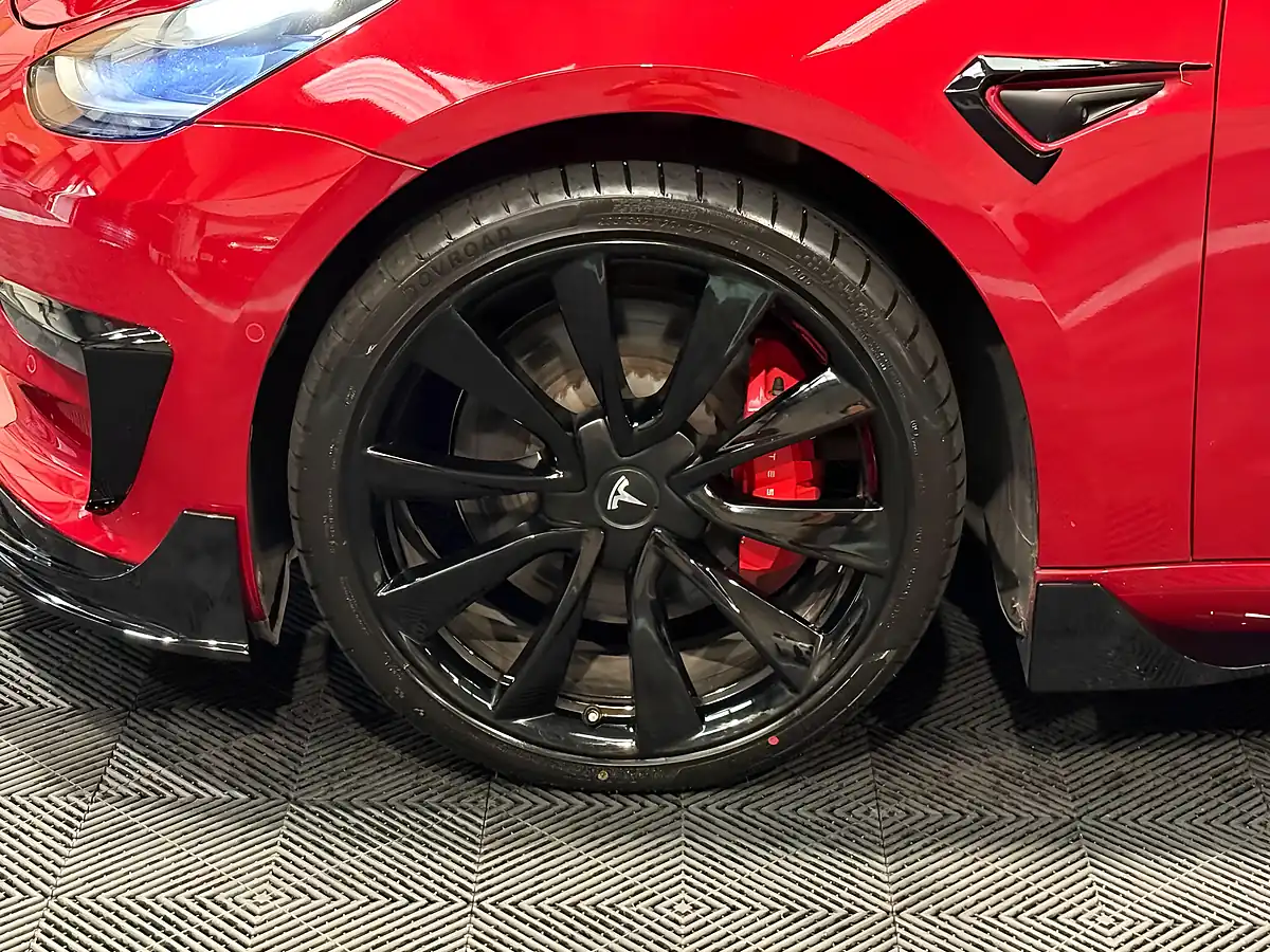 Used 2019 Tesla Model 3 Performance Red - Interior and Exterior details 12