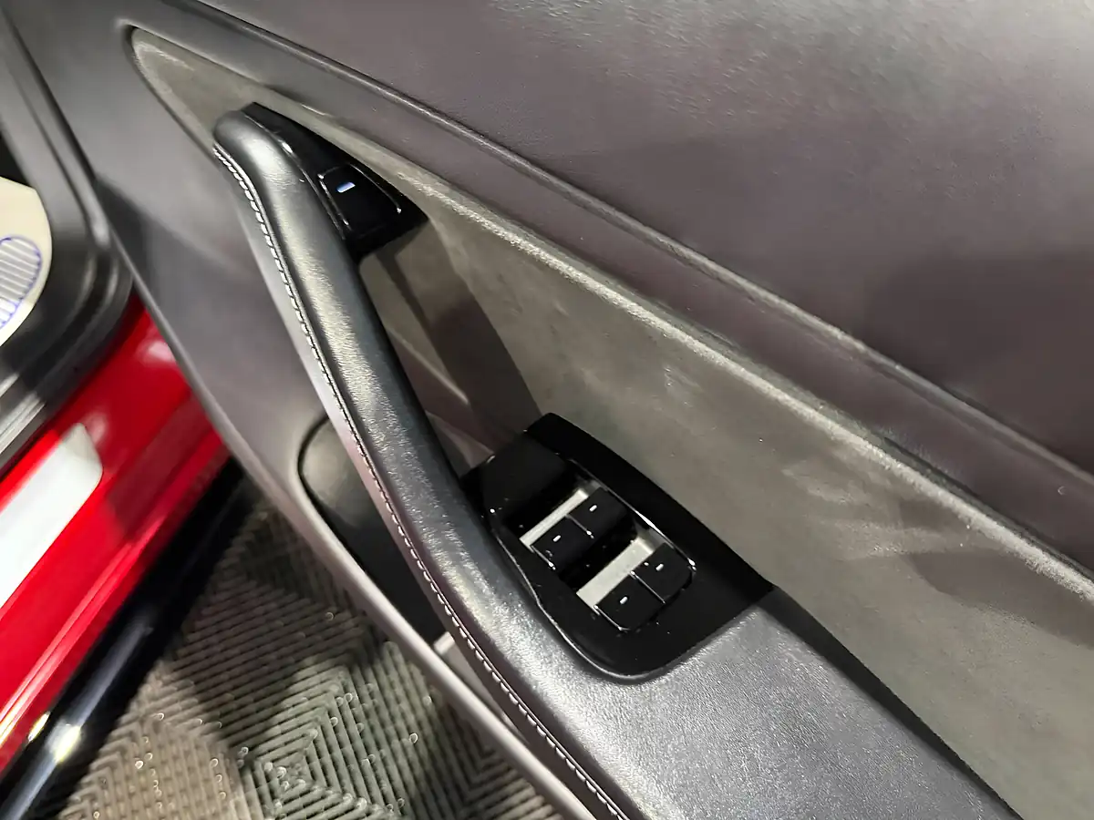 Used 2019 Tesla Model 3 Performance Red - Interior and Exterior details 17