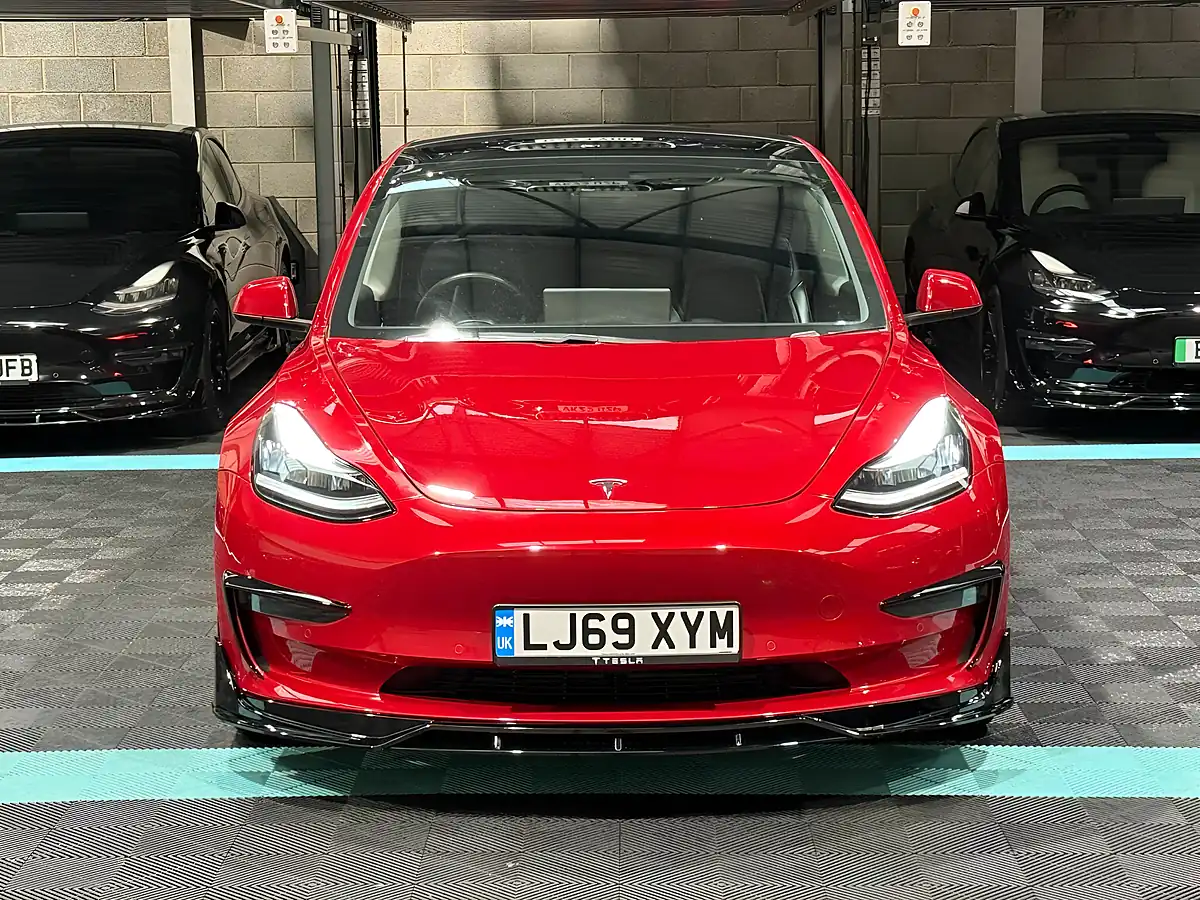 Used 2019 Tesla Model 3 Performance Red - Interior and Exterior details 4