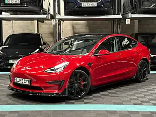 Used 2019 Tesla Model 3 Performance Red - Interior and Exterior details 5