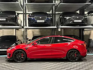 Used 2019 Tesla Model 3 Performance Red - Interior and Exterior details 6
