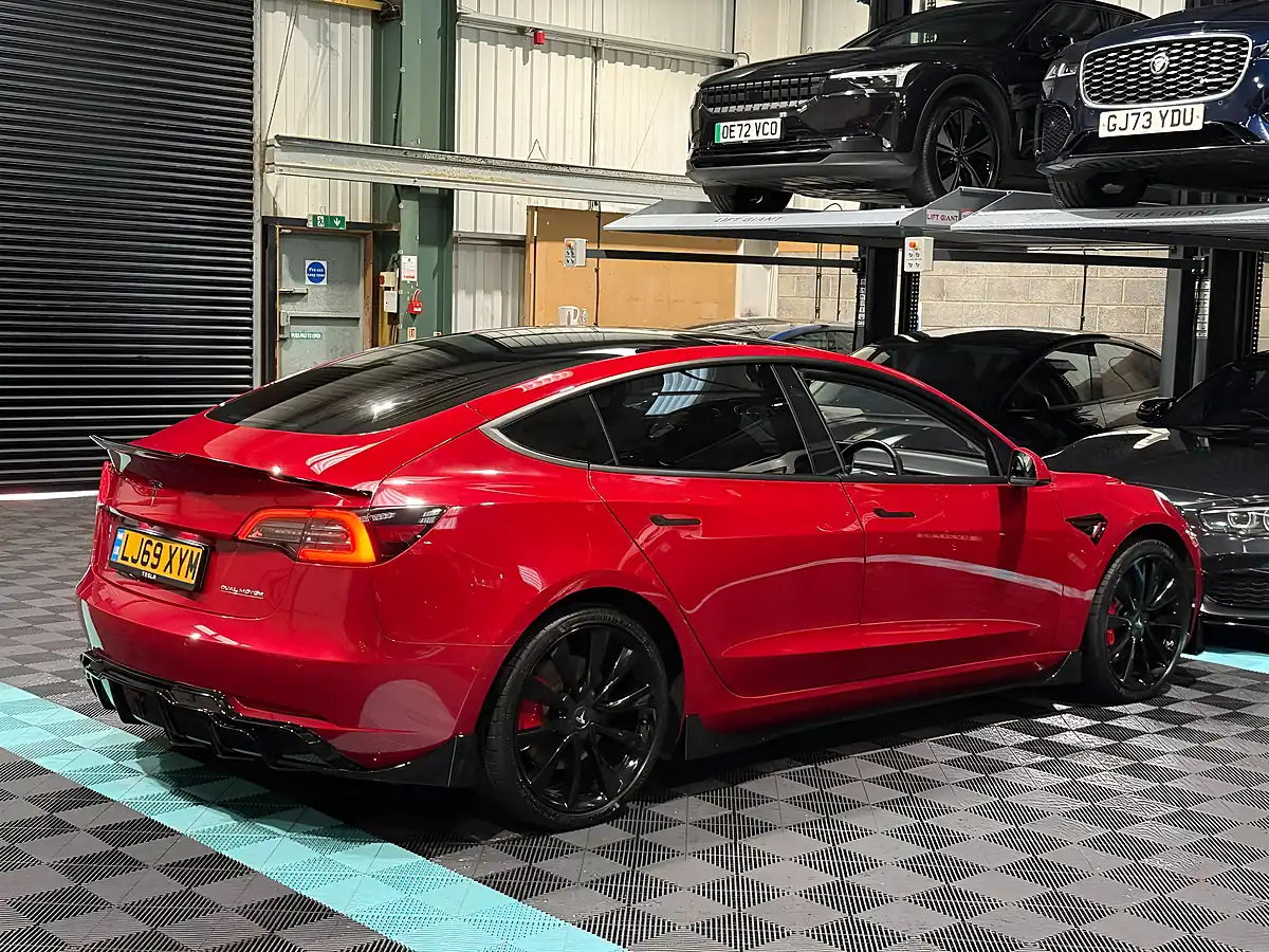 Used 2019 Tesla Model 3 Performance Red - Interior and Exterior details 9