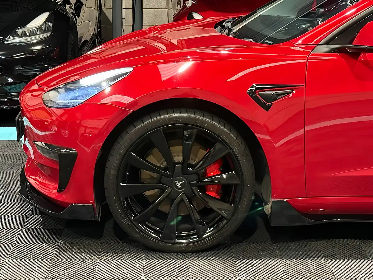 Used 2019 Tesla Model 3 Performance Red - Interior and Exterior details 11
