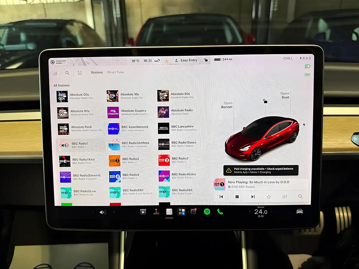 Used 2019 Tesla Model 3 Performance Red - Interior and Exterior details 19