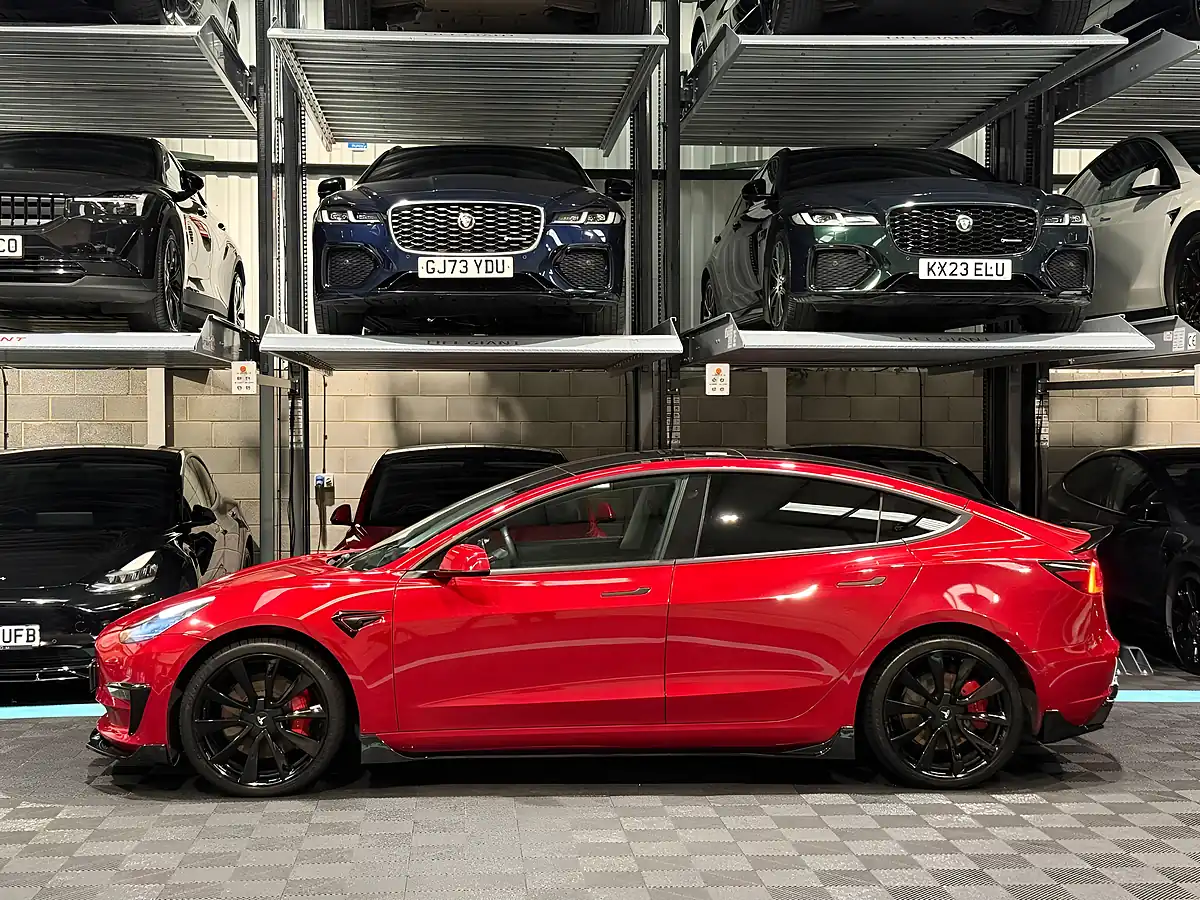 Used 2019 Tesla Model 3 Performance Red - Interior and Exterior details 6