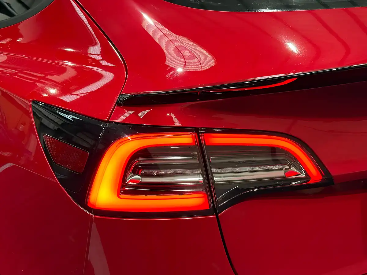 Used 2019 Tesla Model 3 Performance Red - Interior and Exterior details 11