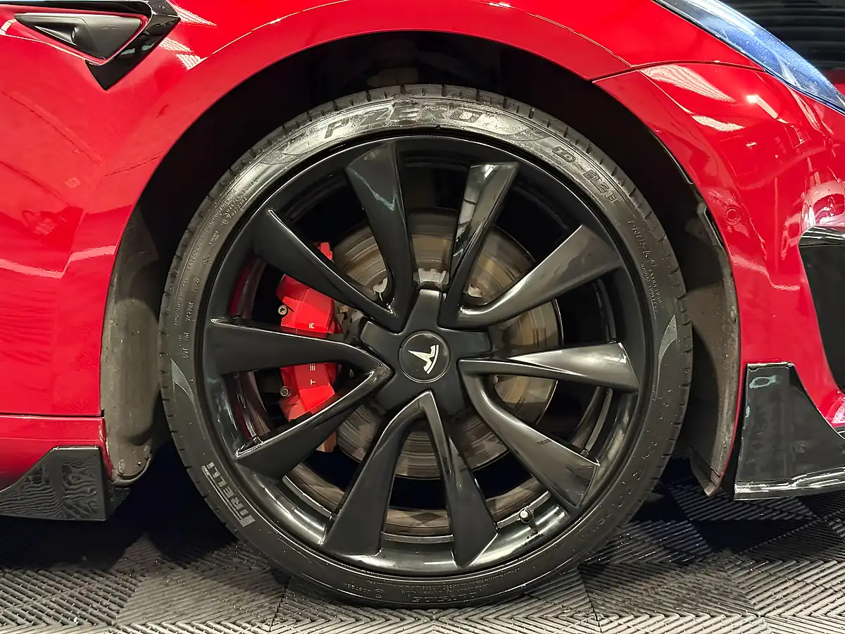 Used 2019 Tesla Model 3 Performance Red - Interior and Exterior details 12